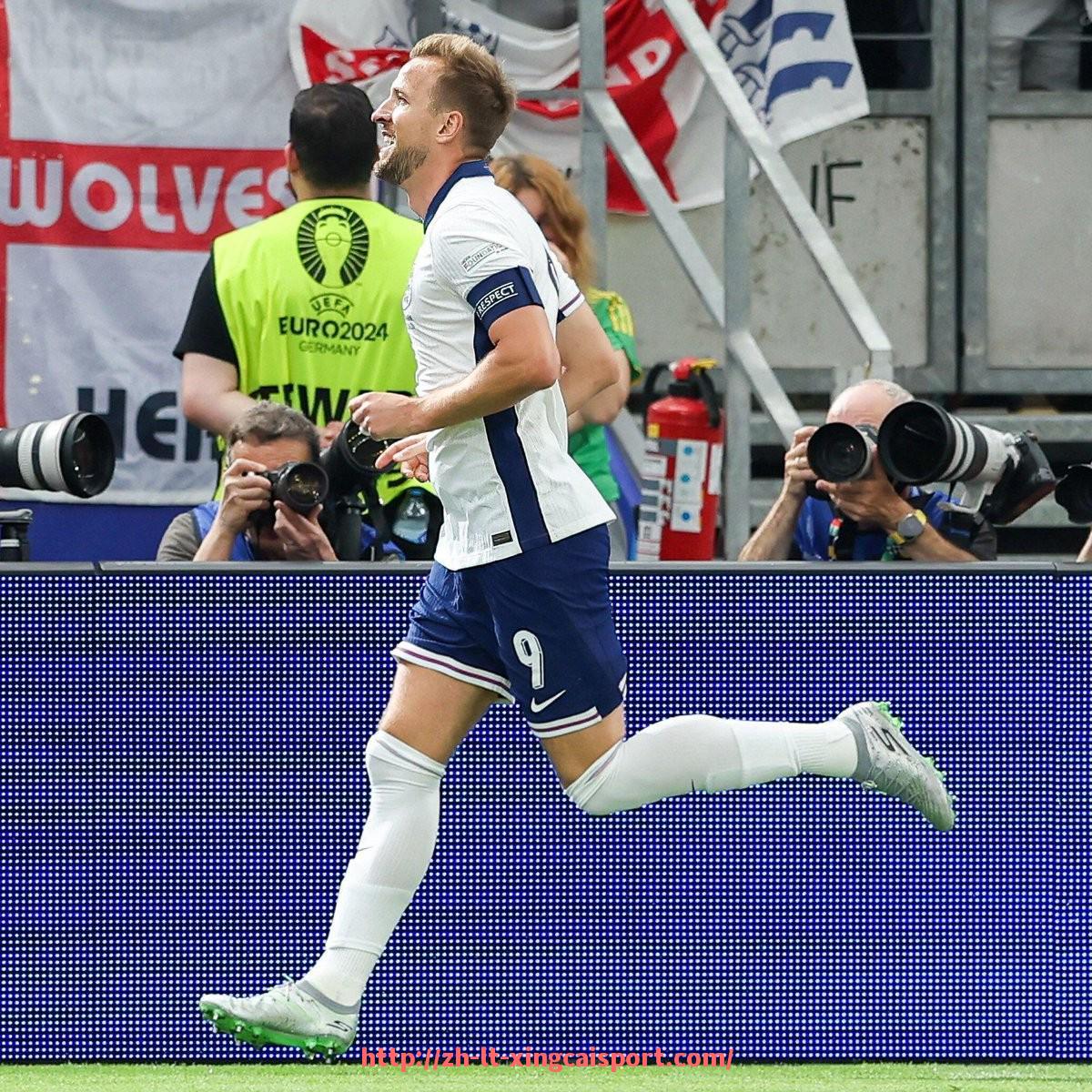 杏彩体育-英超球员薪水排名及收入差距分析